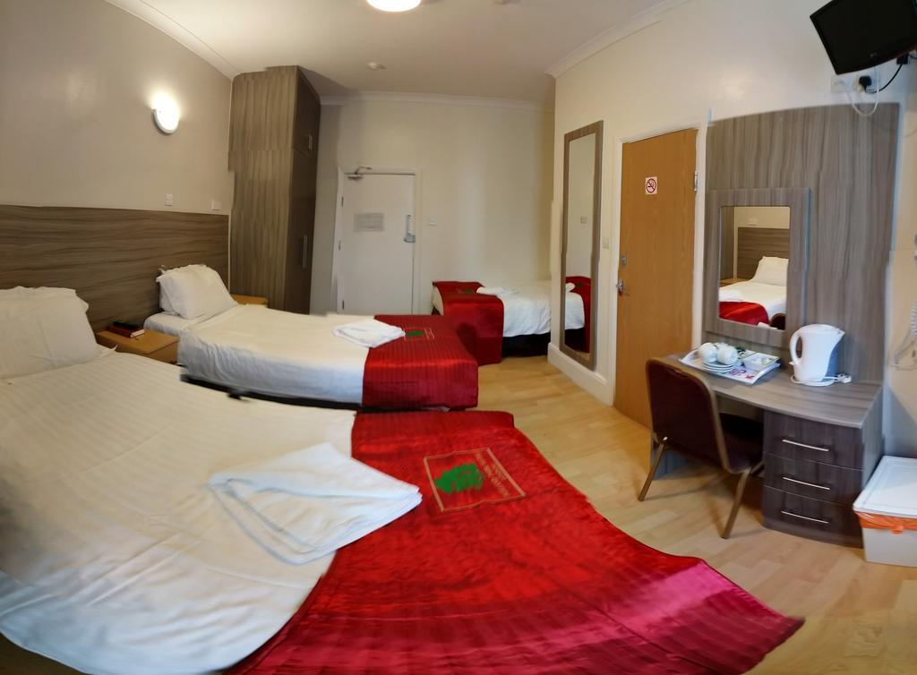 Holland Park Grove Hotel London Room photo